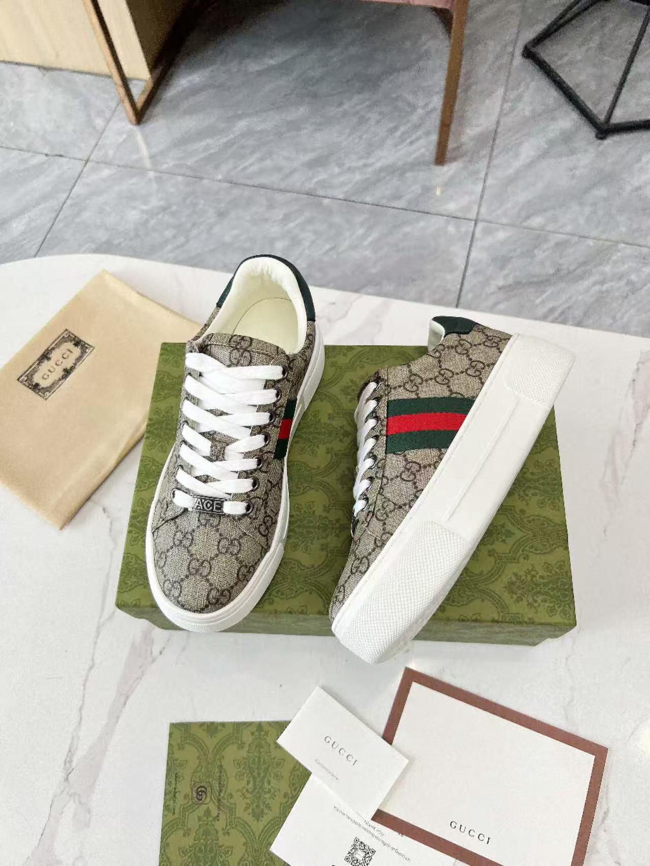 Spring and Autumn casual thick soled popular new shoes Trainer Sneaker 090308