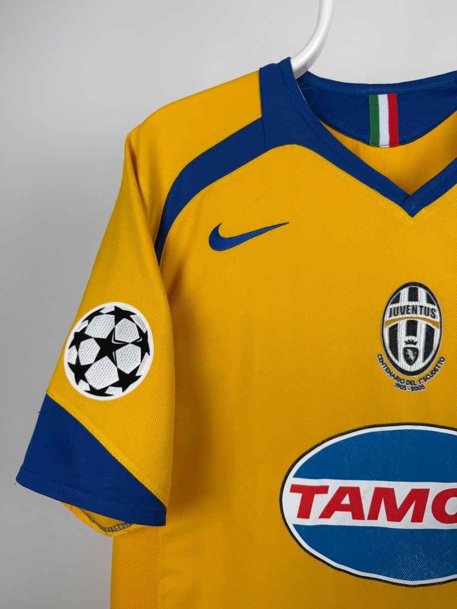 Alessandro Del Piero - Juventus 2005/06 away shirt 🇮🇹