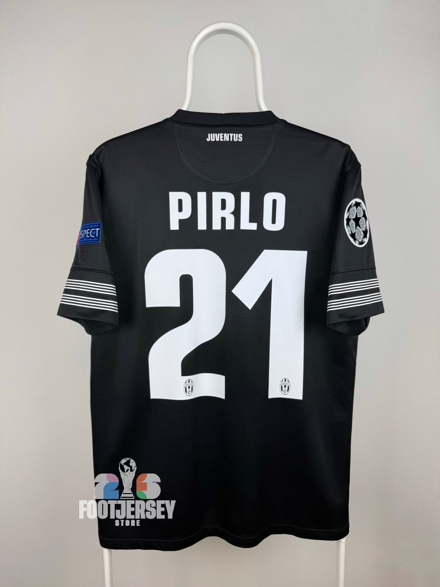 Andrea Pirlo - Juventus 2012/13 away shirt 🇮🇹