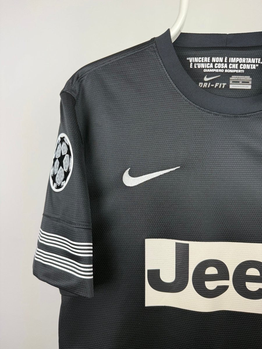 Andrea Pirlo - Juventus 2012/13 away shirt 🇮🇹