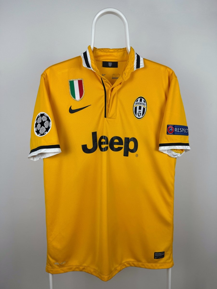 Andrea Pirlo - Juventus 2014/15 away shirt 🇮🇹