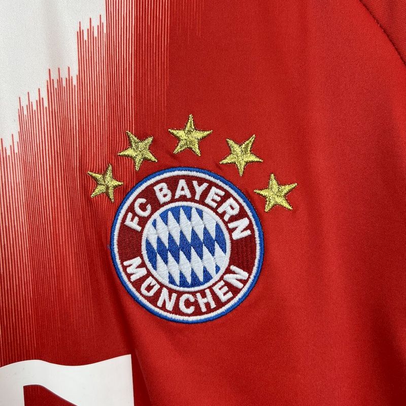 Bayern Munich Home - Legends Cup Edition 2025/26