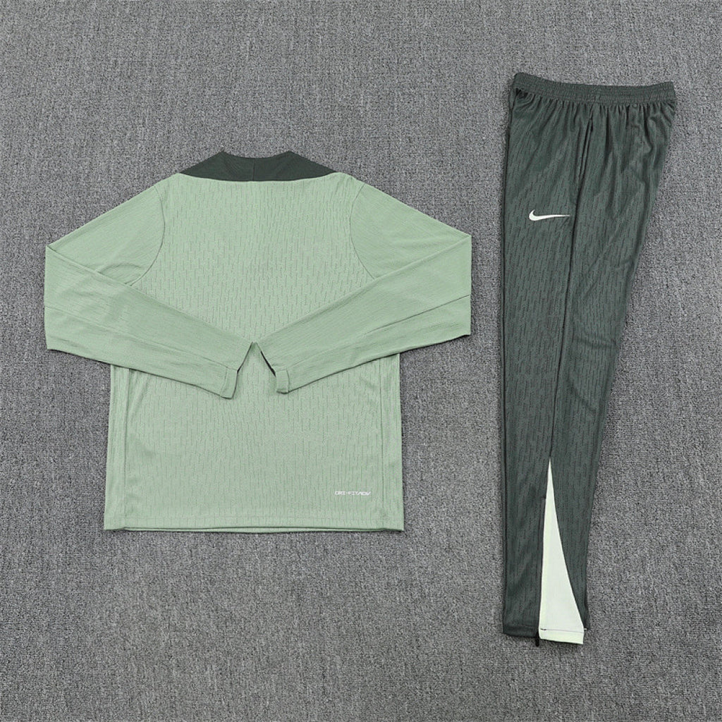 Chelsea Pre-Match Green Tracksuit 25/26