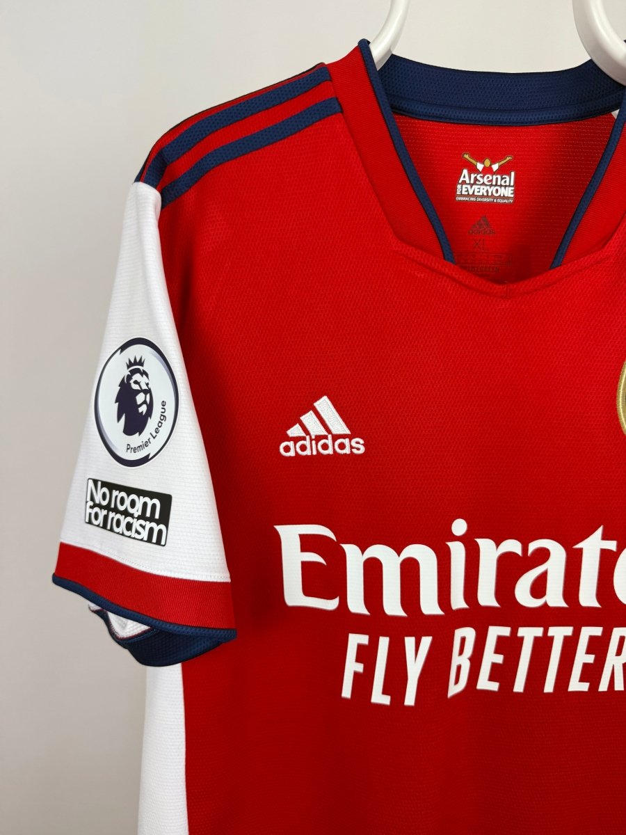 Bukayo Saka - Arsenal 2021/22 home shirt 🏴󠁧󠁢󠁥󠁮󠁧󠁿