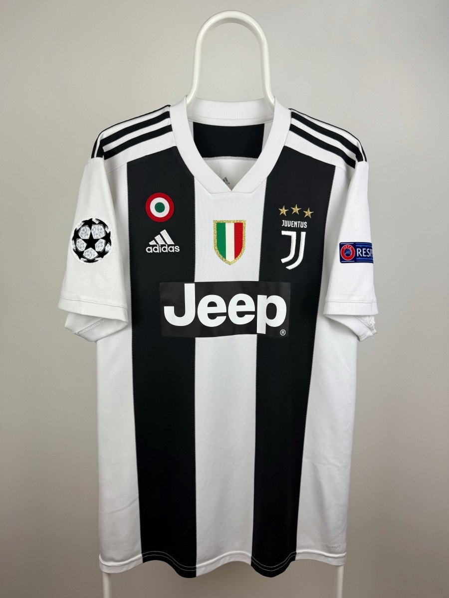 Cristiano Ronaldo - Juventus 2018/19 home shirt 🇵🇹