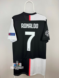 Cristiano Ronaldo - Juventus 2019/20 home shirt 🇵🇹