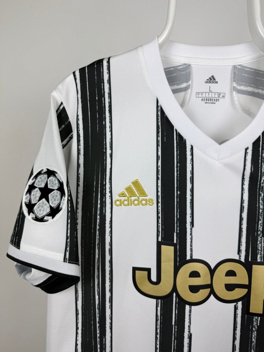 Cristiano Ronaldo - Juventus 2020/21 home shirt 🇵🇹