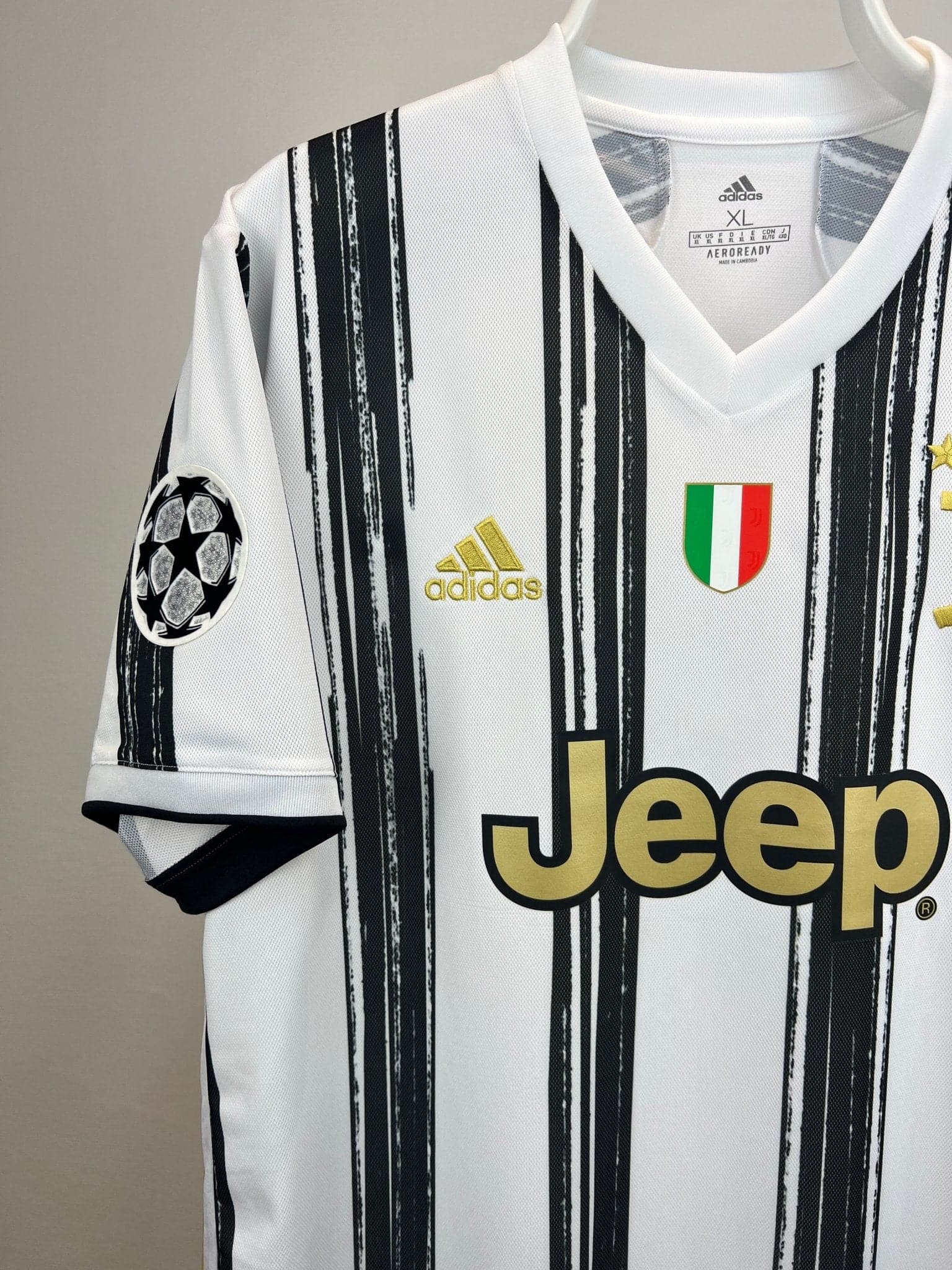 Cristiano Ronaldo - Juventus 2020/21 home shirt 🇵🇹