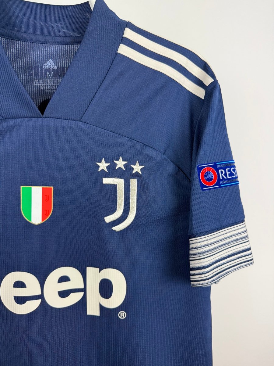 Cristiano Ronaldo - Juventus 2020/21 away shirt 🇵🇹