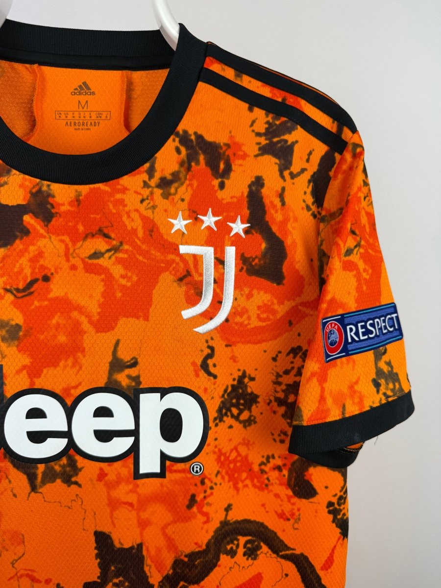 Cristiano Ronaldo - Juventus 2020/21 away shirt 🇵🇹