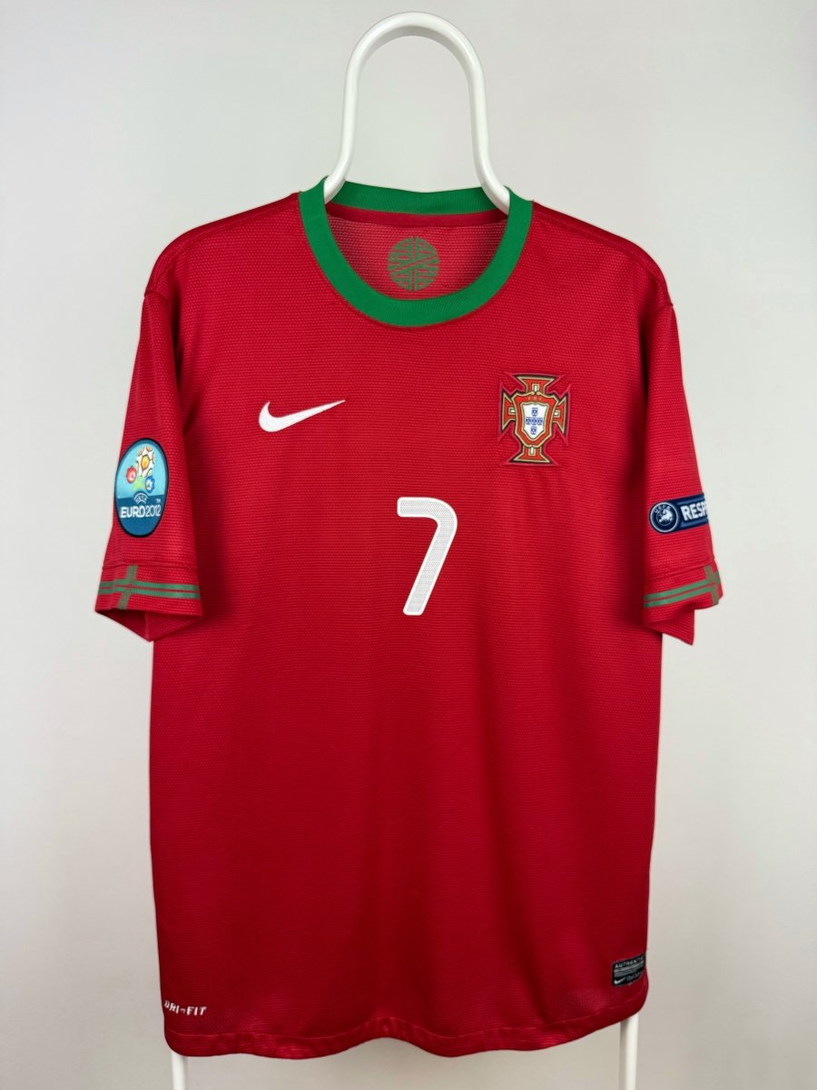 Cristiano Ronaldo - Portugal 2012 home shirt 🇵🇹