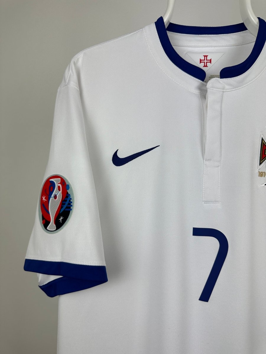 Cristiano Ronaldo - Portugal 2014 away shirt 🇵🇹