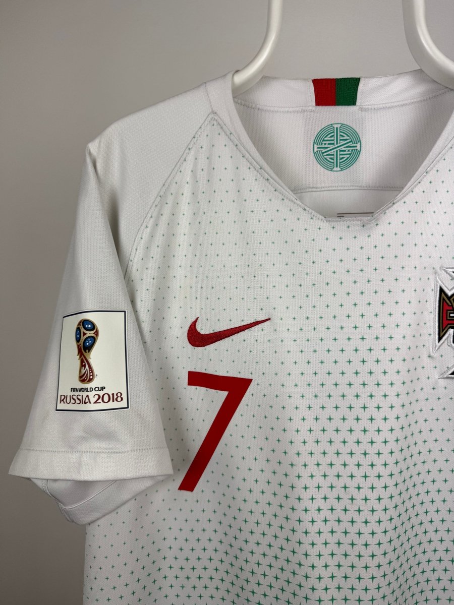 Cristiano Ronaldo - Portugal 2018 away shirt 🇵🇹