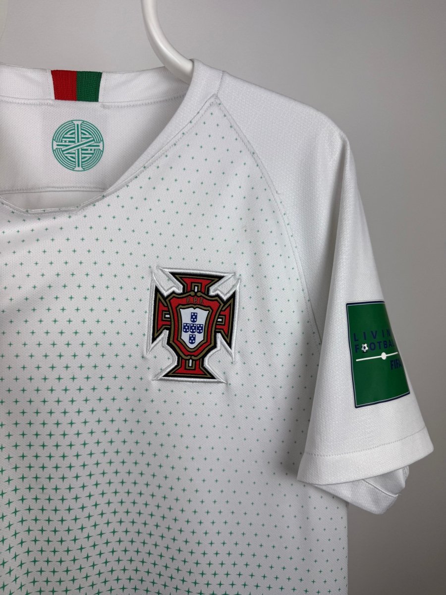 Cristiano Ronaldo - Portugal 2018 away shirt 🇵🇹
