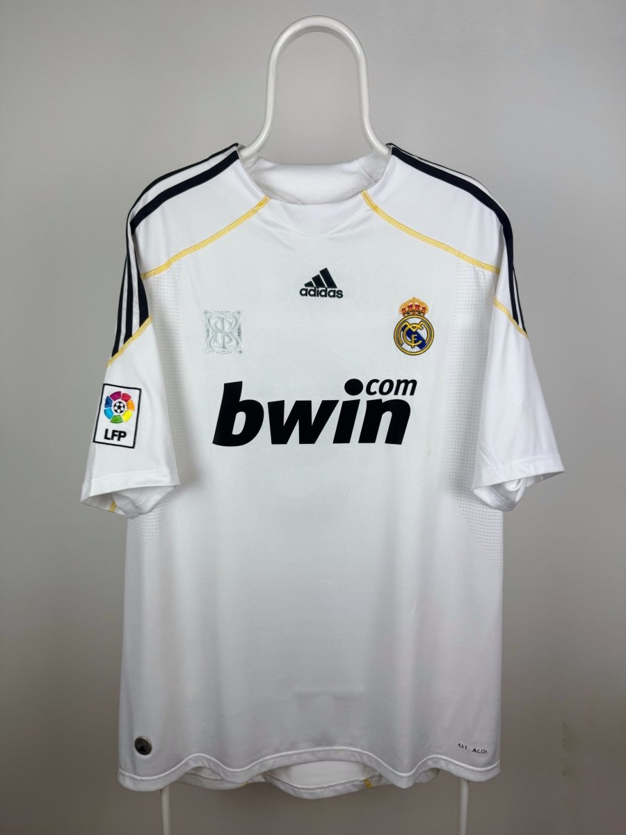 Cristiano Ronaldo - Real Madrid 2009/10 home shirt 🇵🇹