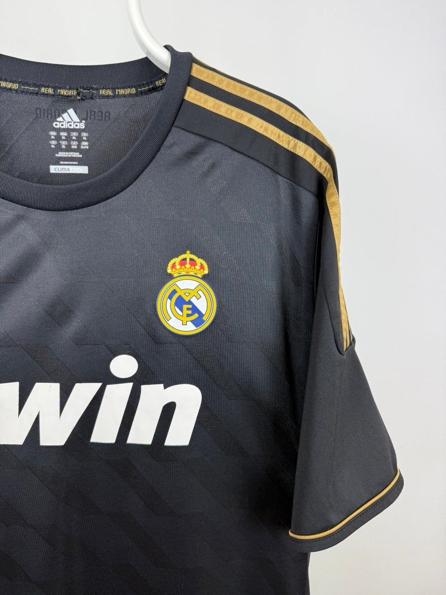 Cristiano Ronaldo - Real Madrid 2011/12 away shirt 🇵🇹