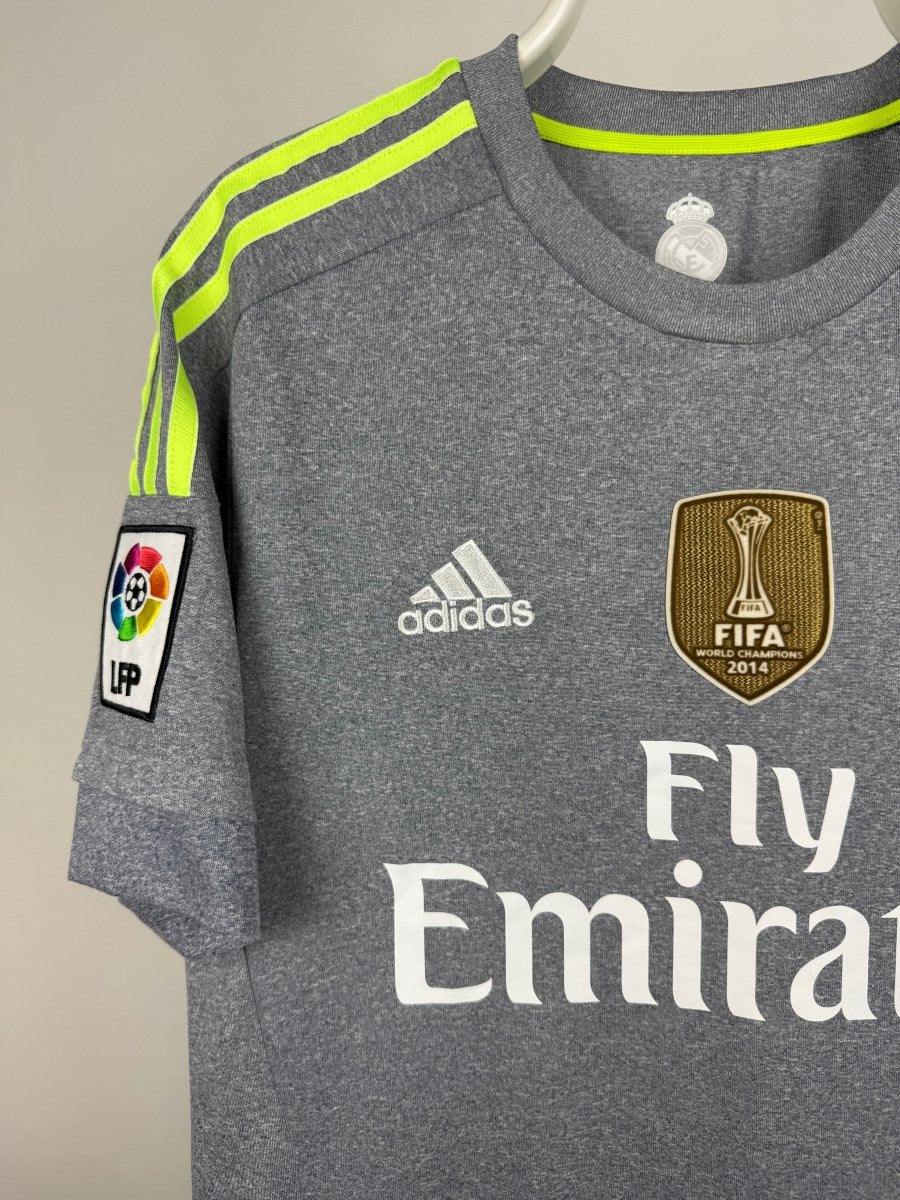 Cristiano Ronaldo - Real Madrid 2015/16 Away Shirt 🇵🇹