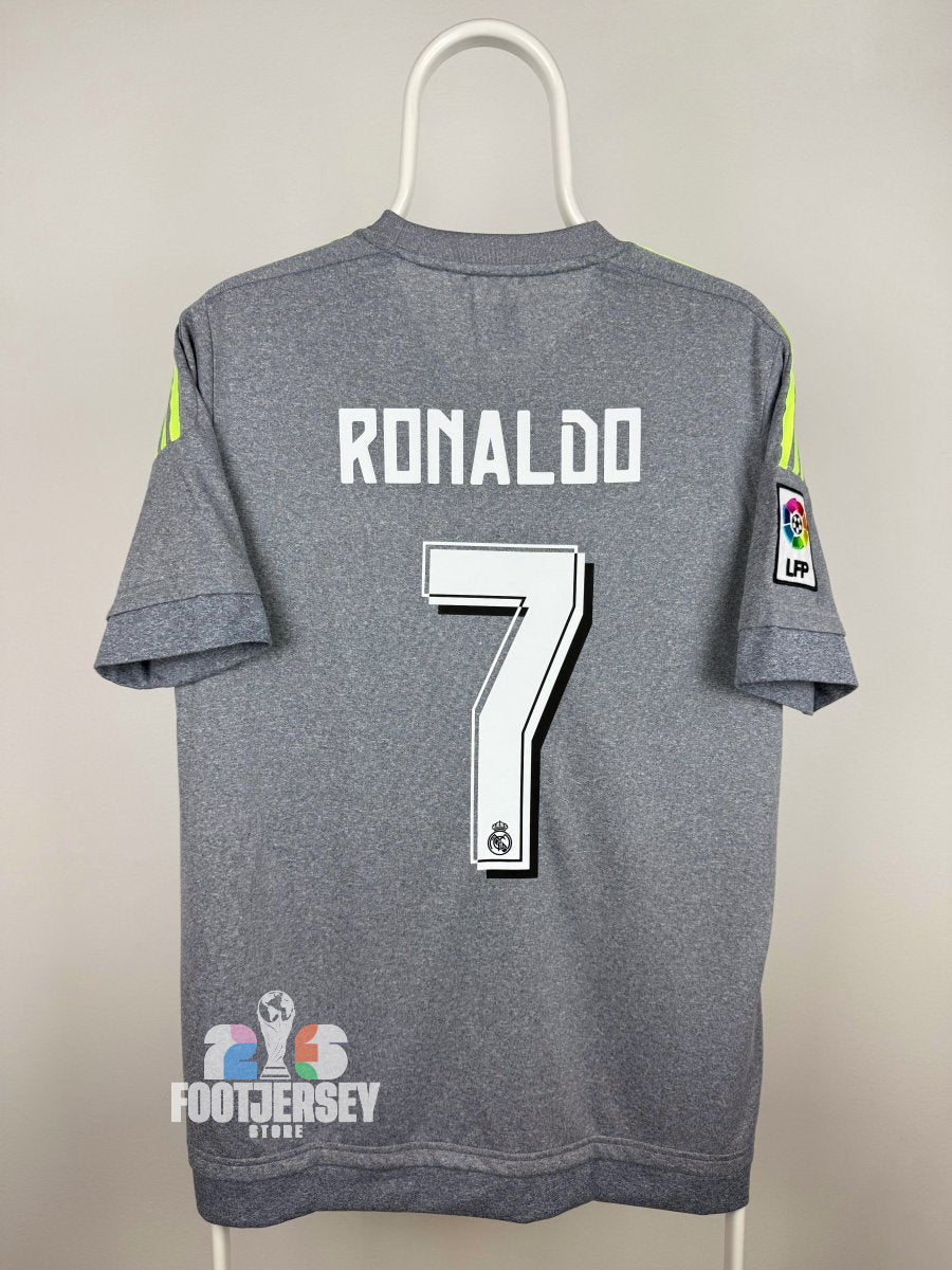 Cristiano Ronaldo - Real Madrid 2015/16 Away Shirt 🇵🇹