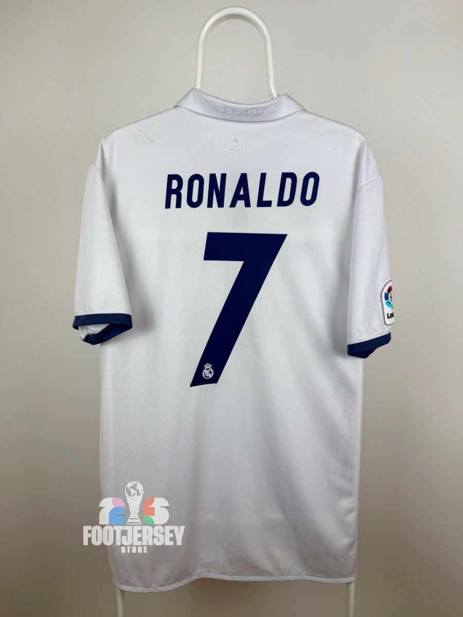 Cristiano Ronaldo - Real Madrid 2016/17 home shirt 🇵🇹