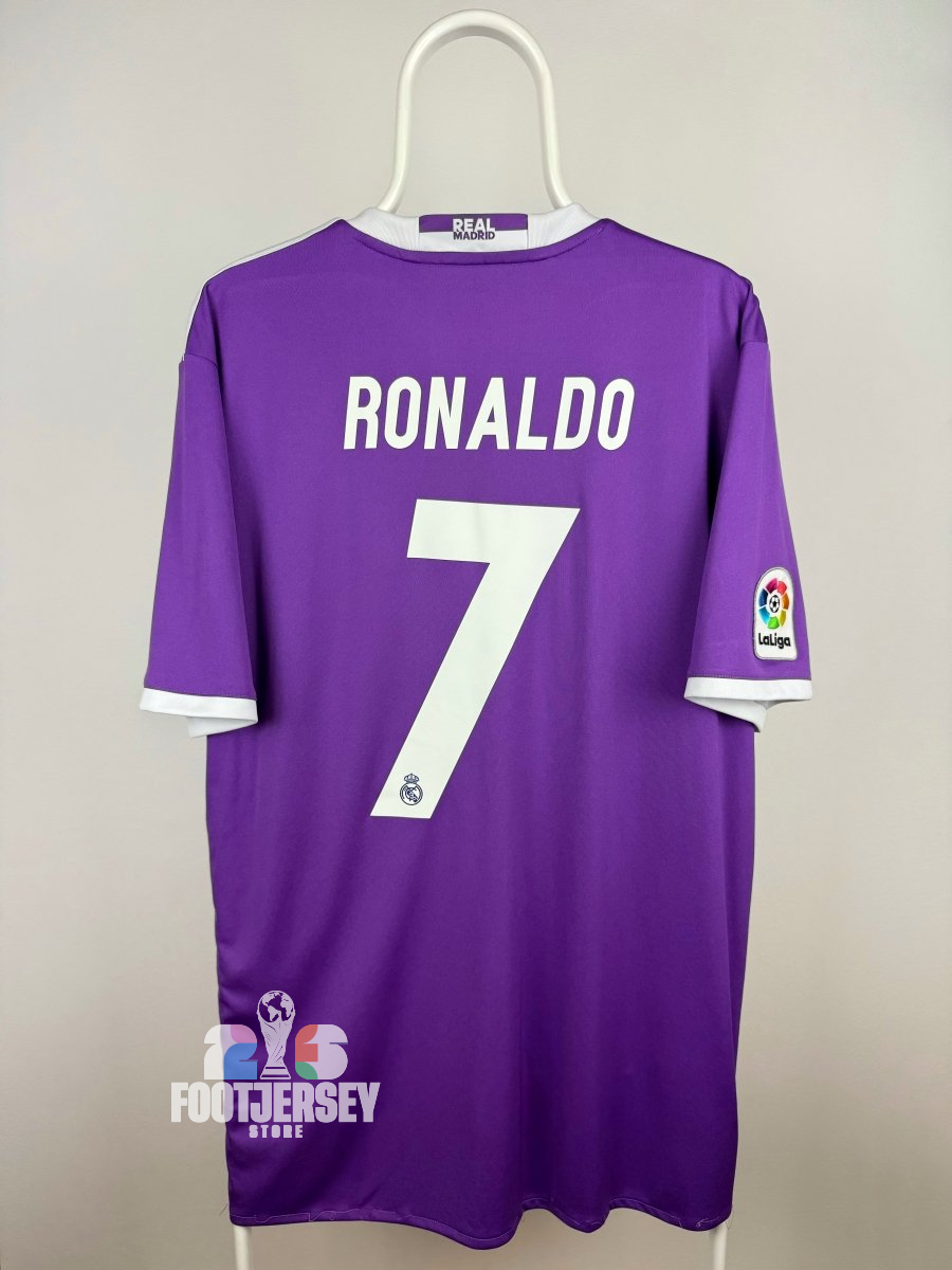 Cristiano Ronaldo - Real Madrid 2016/17 Away Shirt 🇵🇹