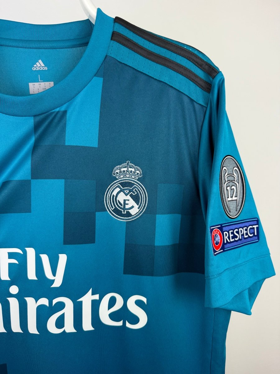 Cristiano Ronaldo - Real Madrid 2017/18 Away Shirt 🇵🇹
