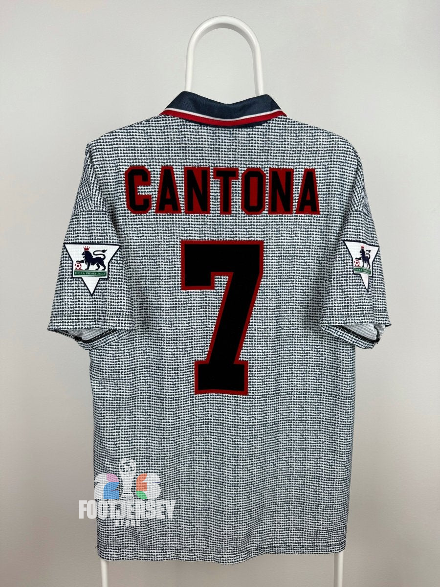 Eric Cantona - Manchester United 1995/96 away shirt 🇫🇷