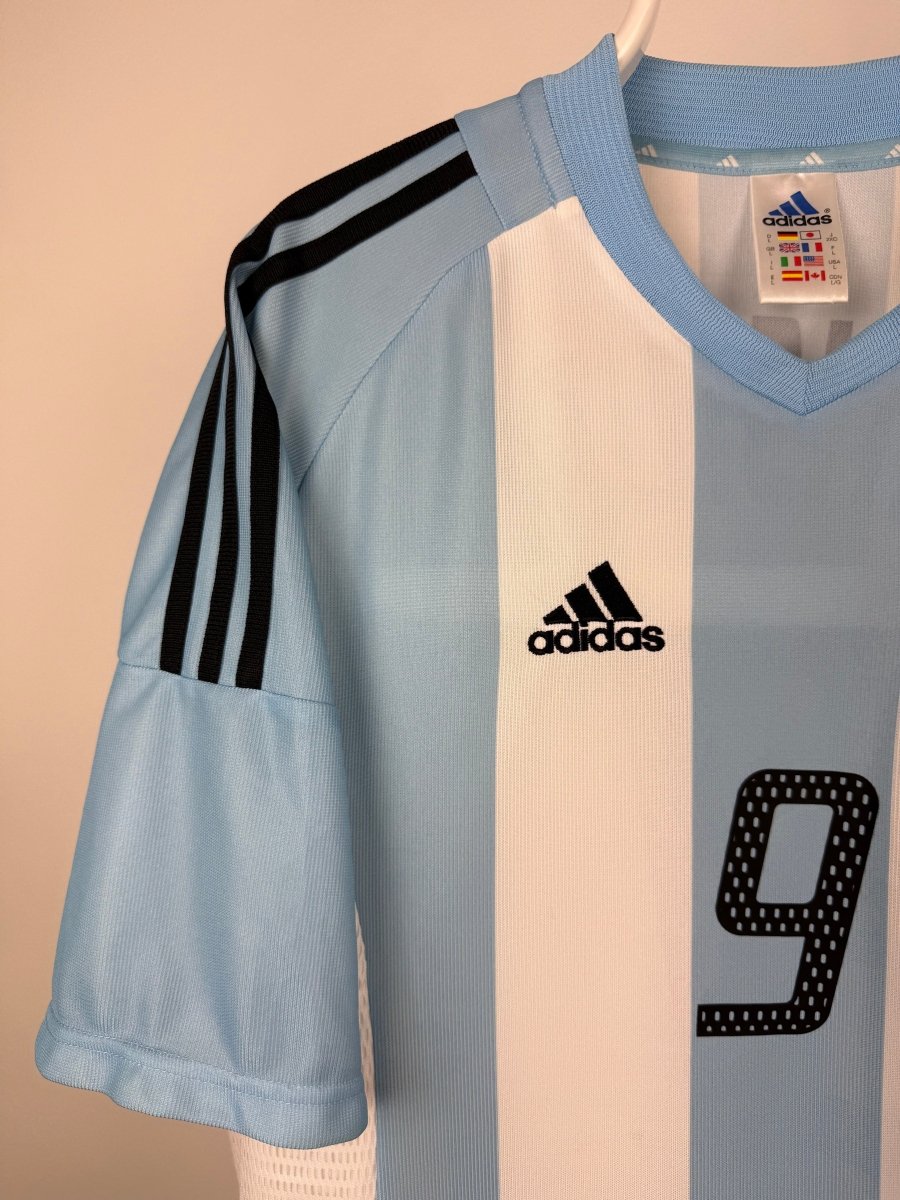 Gabriel Batistuta - Argentina 2002 home shirt 🇦🇷
