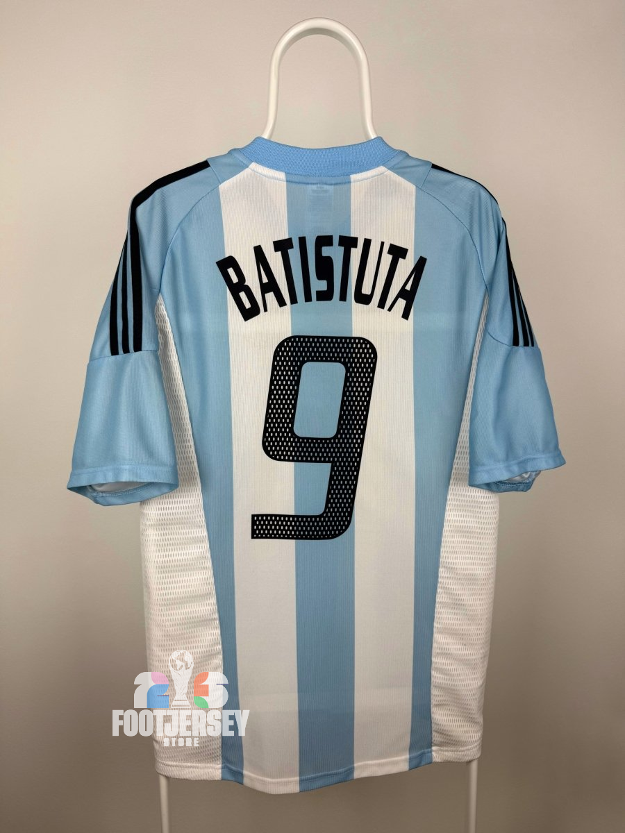Gabriel Batistuta - Argentina 2002 home shirt 🇦🇷