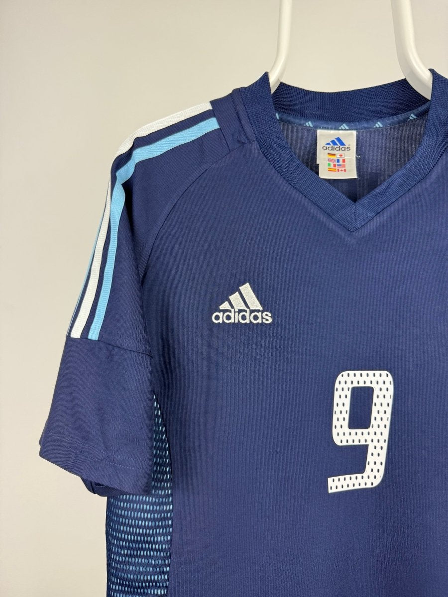 Gabriel Batistuta - Argentina 2002 away shirt 🇦🇷