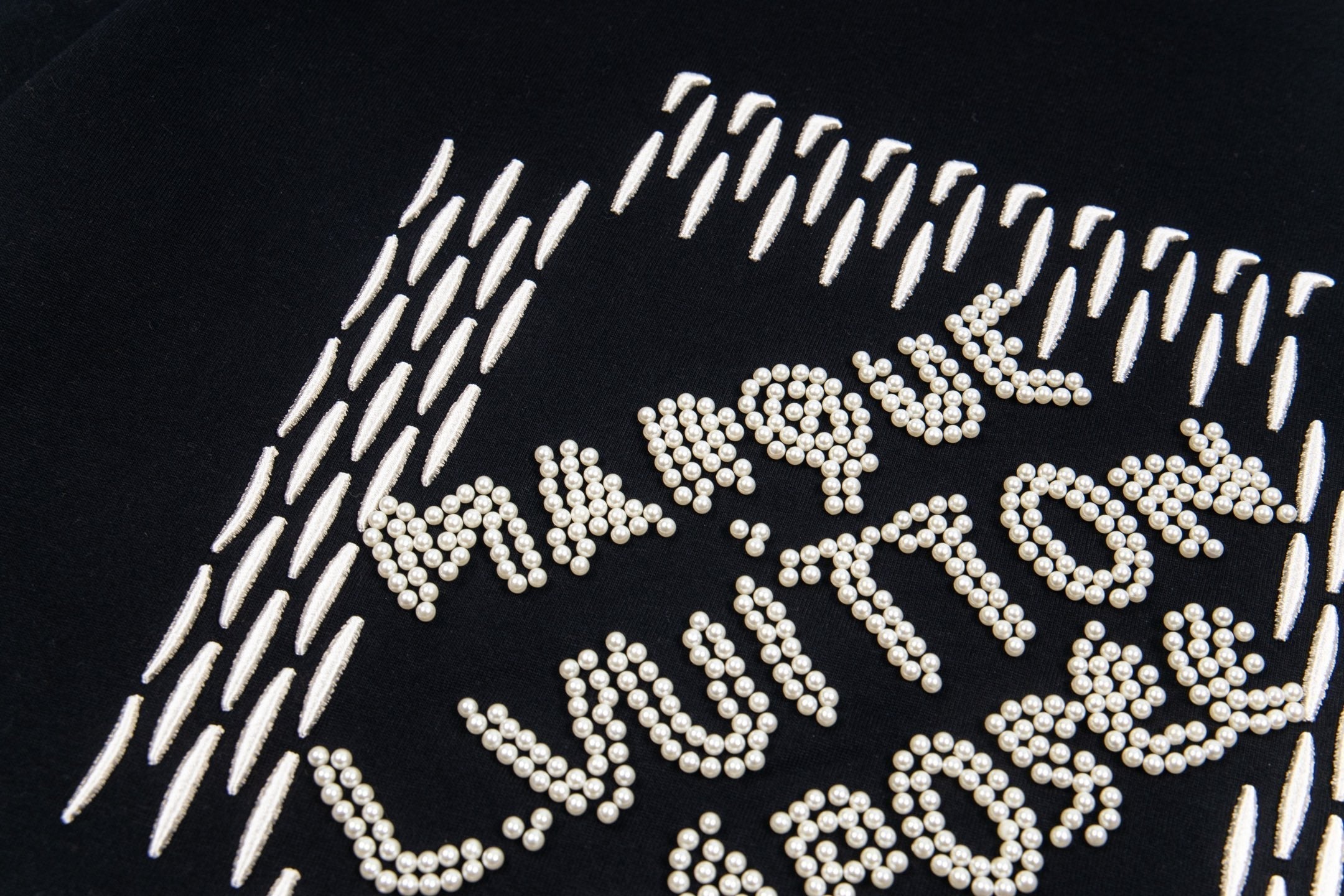 Pearl embroidered T-shirt