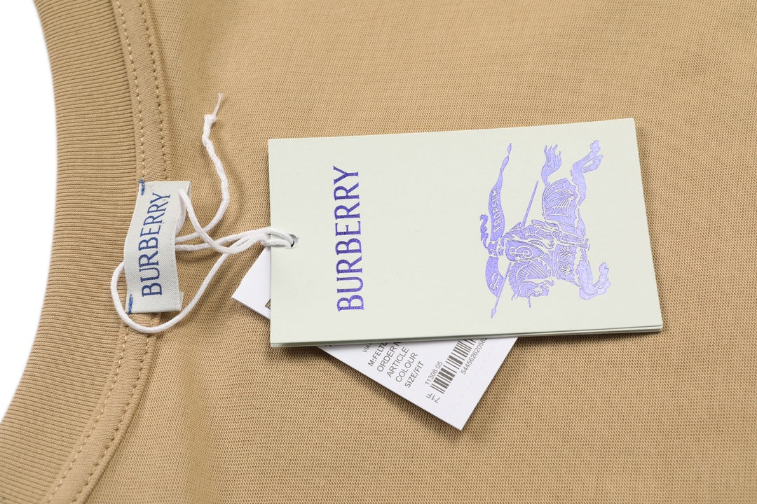 Embroidered classic sleeve T-shirt