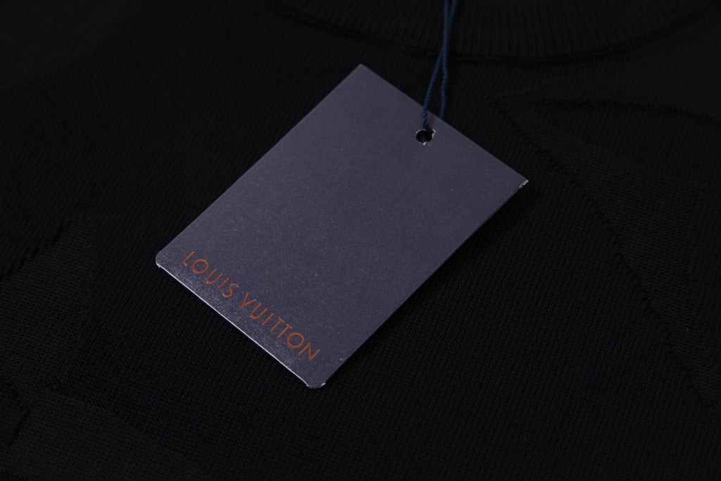 Steel-print relief limited knitted T-shirt