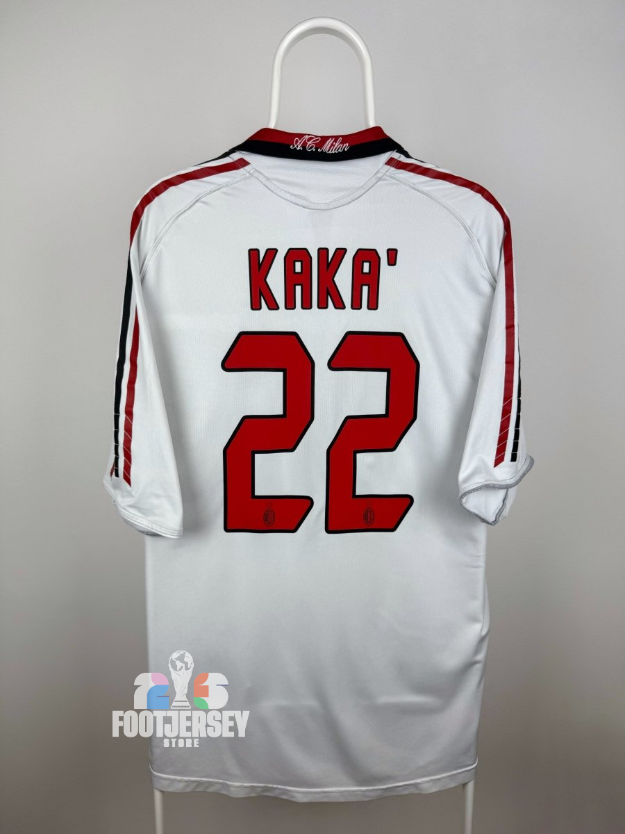 Kaka - AC Milan 2005/06 away shirt 🇧🇷