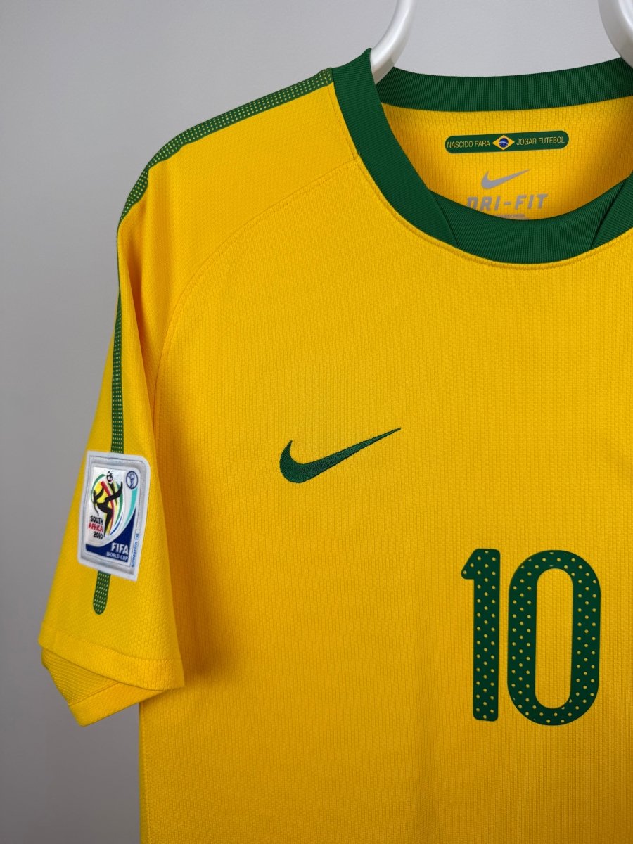 Kaka - Brazil 2010 home shirt 🇧🇷