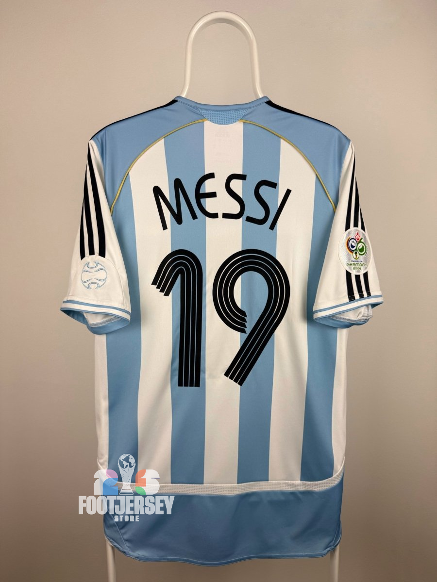 Lionel Messi - Argentina 2006 home jersey 🇦🇷