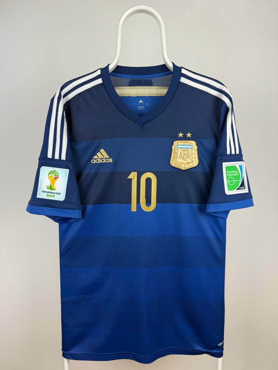 Lionel Messi - Argentina 2014 away shirt 🇦🇷