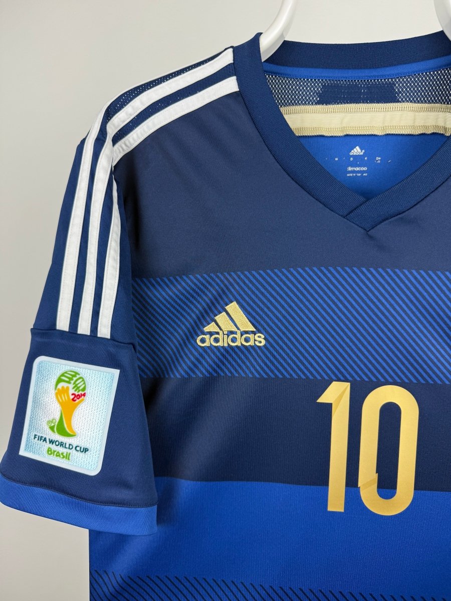 Lionel Messi - Argentina 2014 away shirt 🇦🇷