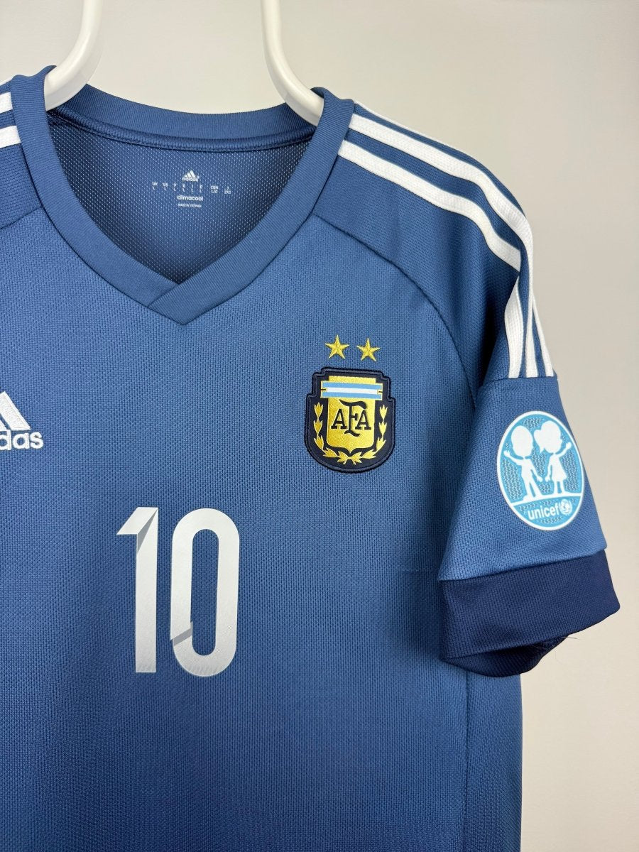 Lionel Messi - Argentina 2015 away shirt 🇦🇷