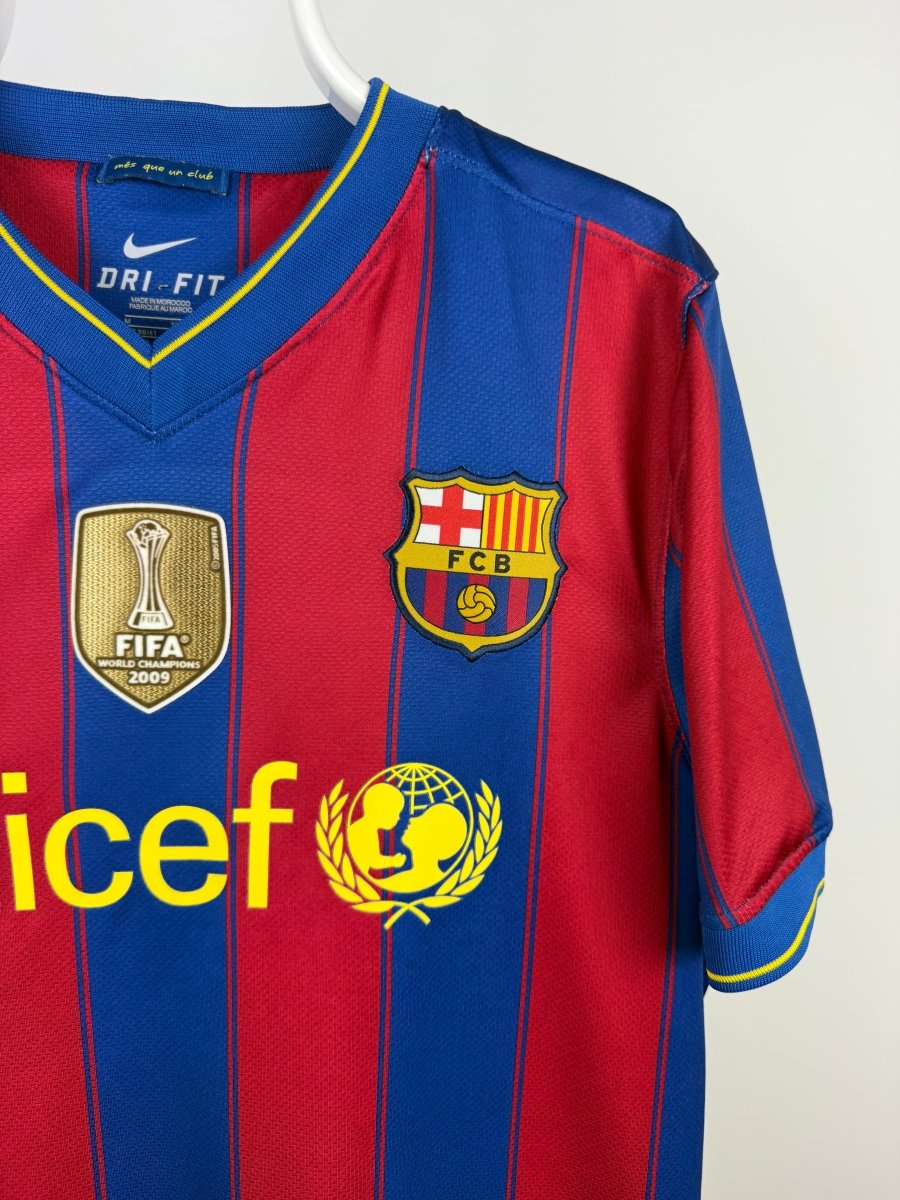 Lionel Messi - FC Barcelona 2009/10 home shirt 🇦🇷