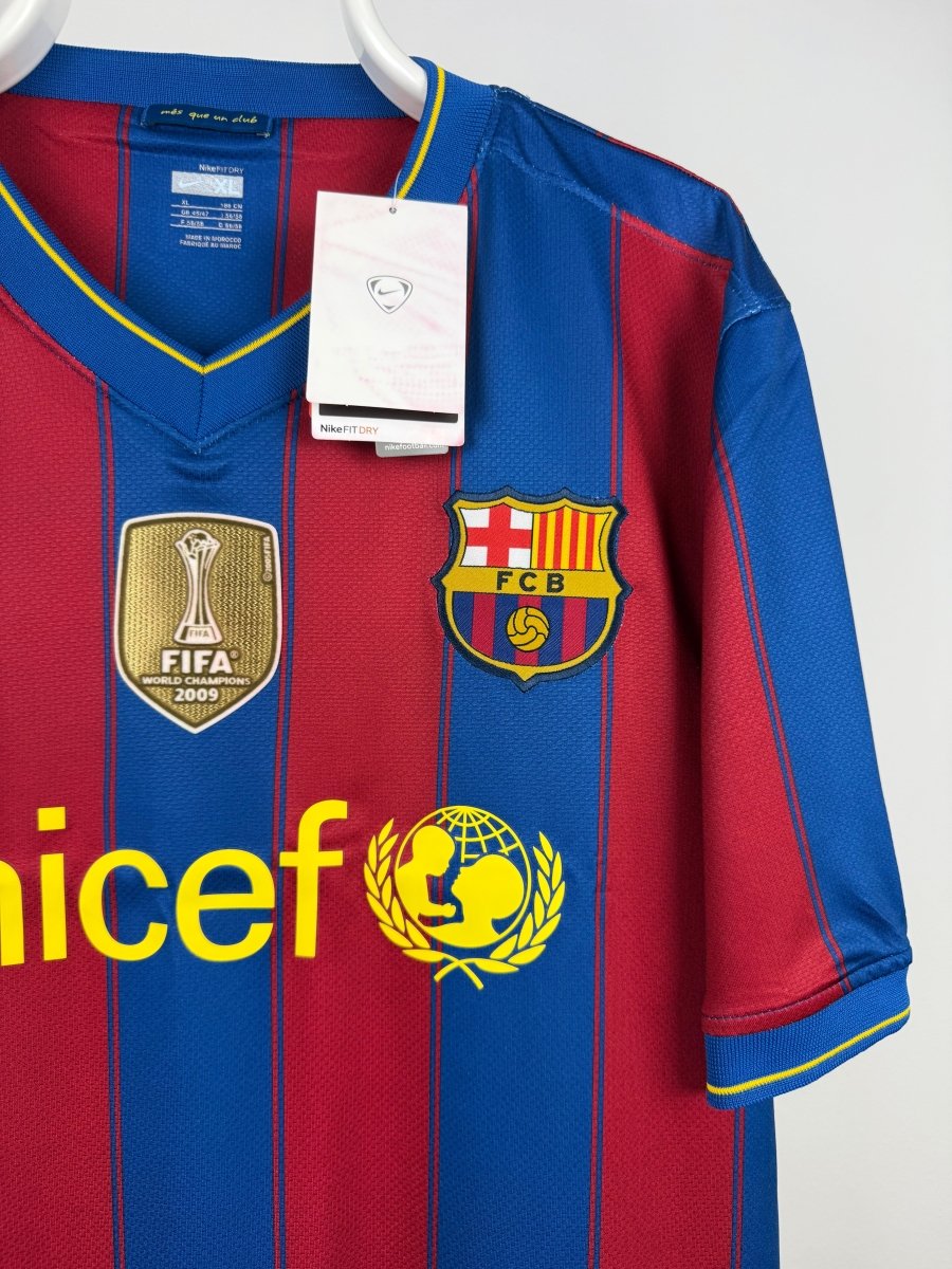 Lionel Messi - FC Barcelona 2009/10 home shirt 🇦🇷