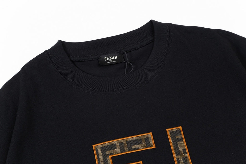 Simple embroidered T-shirt