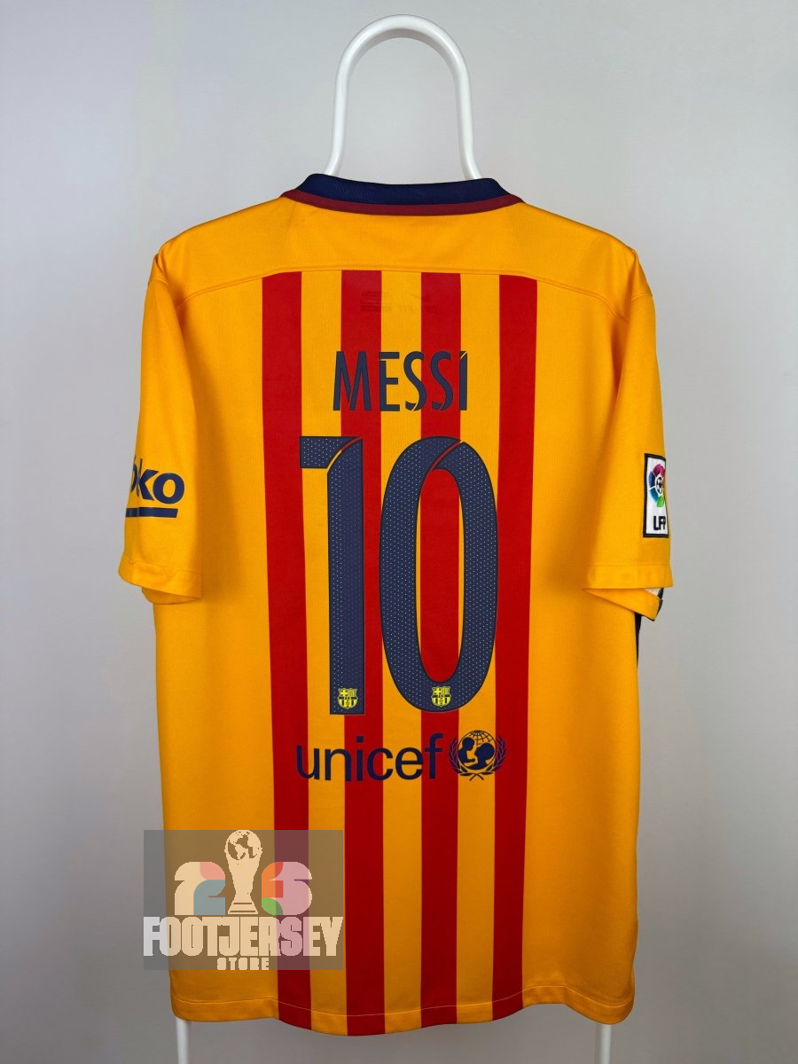 Lionel Messi - FC Barcelona 2015/16 Away Shirt 🇦🇷